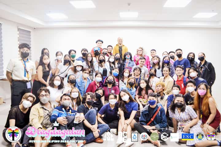 Photograph courtesy of UP BABAYLAN
Speakers with attendees and organizers.