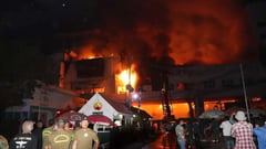 Hotel-casino fire kills 10, injures 30