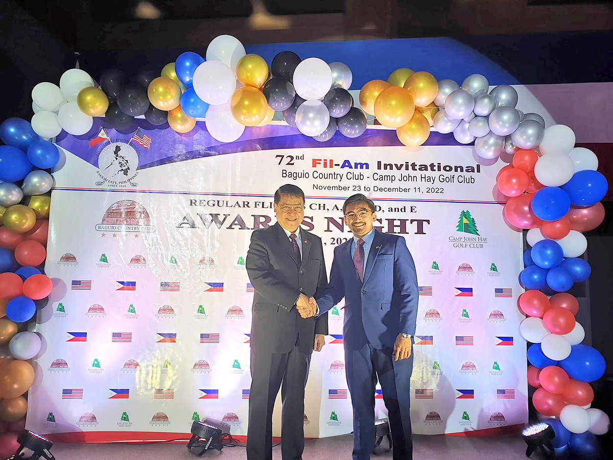 Baguio Country Club general manager Anthony de Leon (left) and Camp John Hay Golf Club counterpart Jude Eustaquio shake hands after successfully holding the 72nd Fil-Am Men's Invitational in Baguio City. | Photograph courtesy of Jude Eustaquio