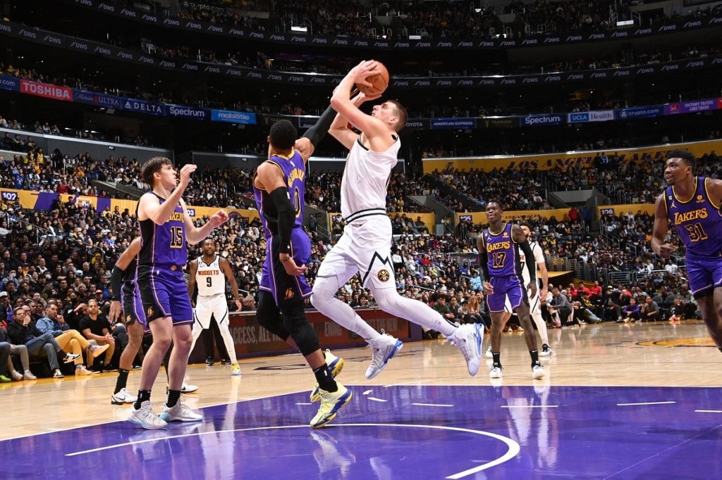 Jokic’s 40-point triple-double  carries Nuggets