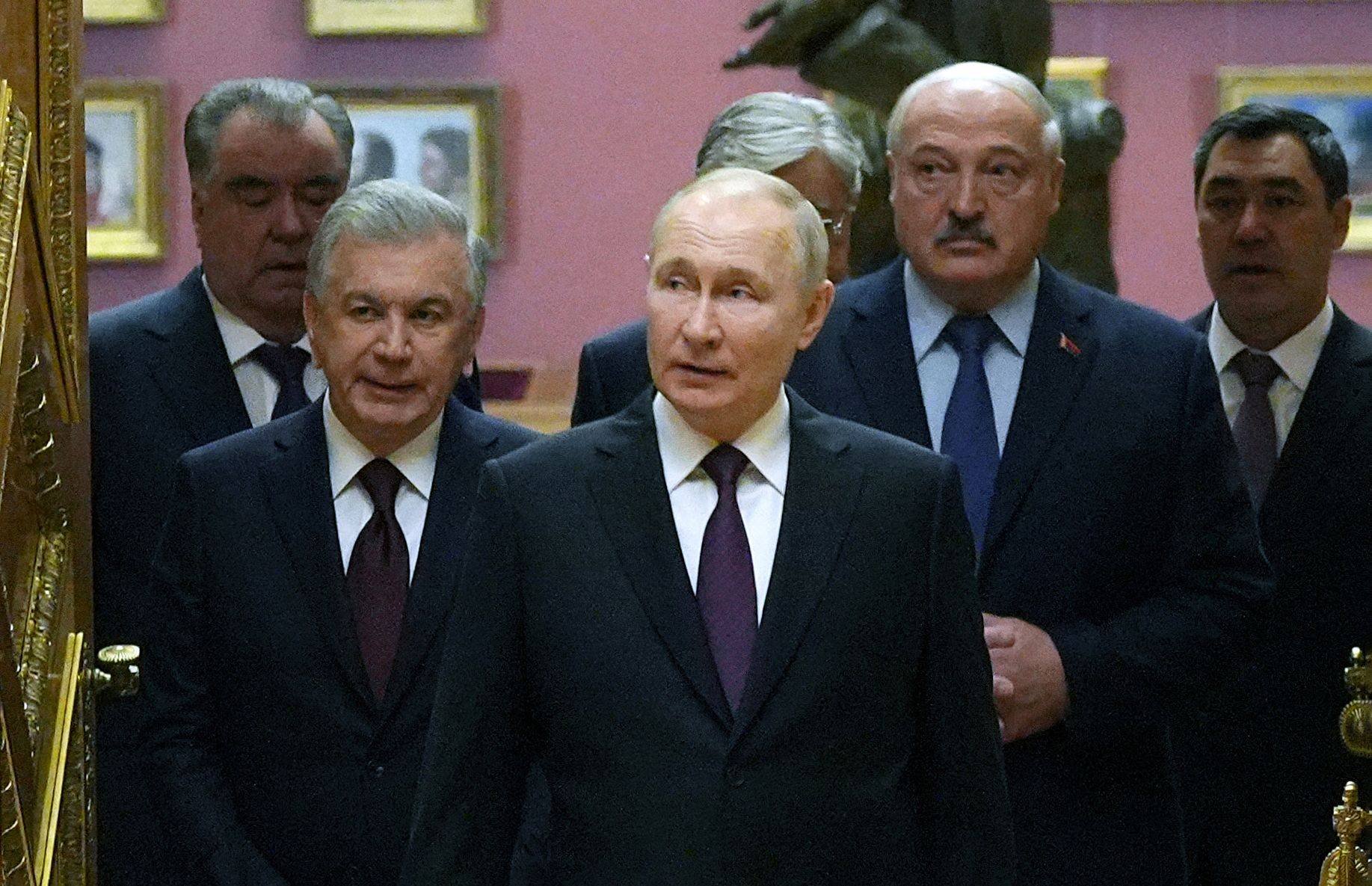 Putin tagged ‘Lord of the Rings’ over New Year gifts
