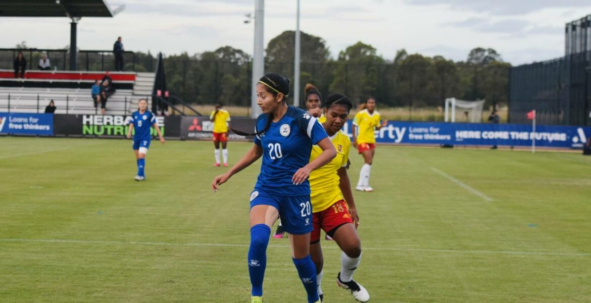 Filipinas score huge victory