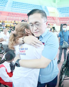 Bong Go aids fire-hit Cebu communities, stresses fire prevention interventions