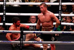 Alvarez batters Ryder to retain undisputed super middleweight crown