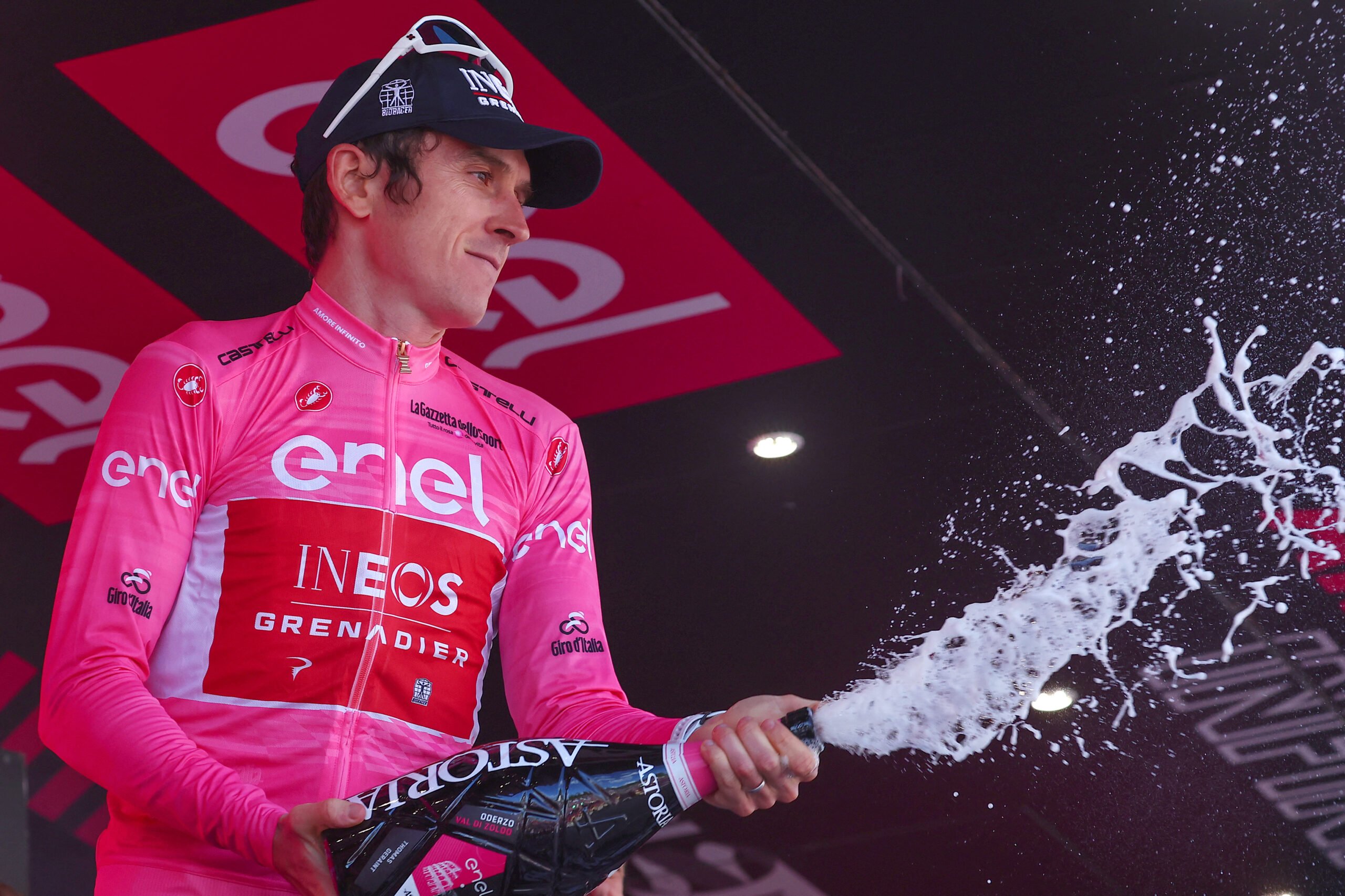 LUCA BETTINI/AGENCE FRANCE-PRESSE
GERAINT Thomas celebrates his overall leader’s pink’s jersey after the 18th stage of the Giro d’Italia 2023 cycling race.