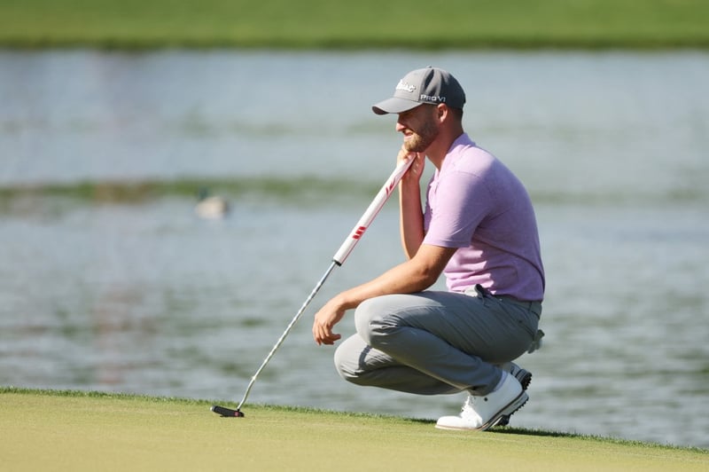 Golf is their love language Clark swaggers to contention at U.S. Open