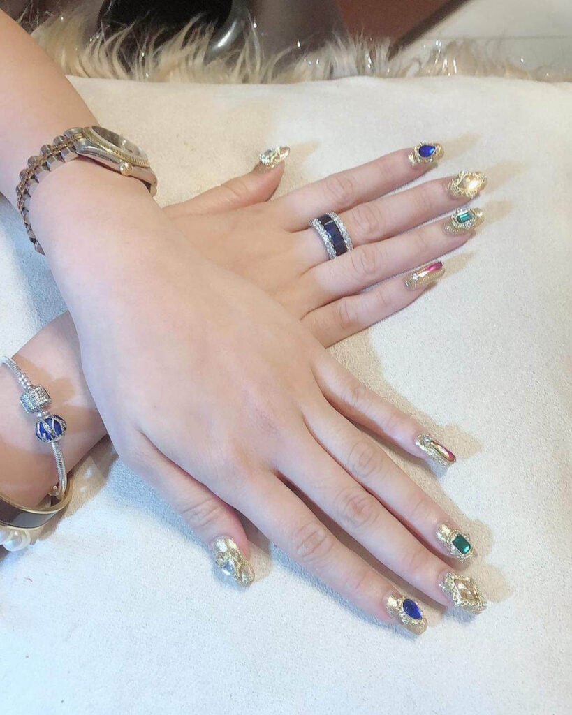 PHOTOGRAPHS COURTESY OF ESTETIKA WELLNESS AND BEAUTY CLINIC | FASHIONABLE nail art.