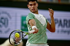 Djokovic, Alcaraz reach French Open last 16 as Pegula, Rublev exit