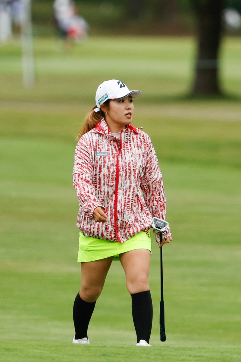 Furue grabs one-stroke LPGA edge; Dottie cut