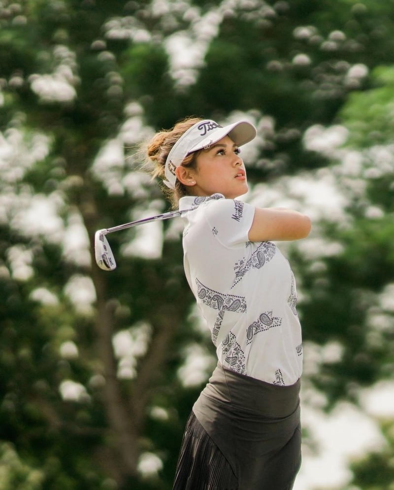 College life means more golf for Arroyo
