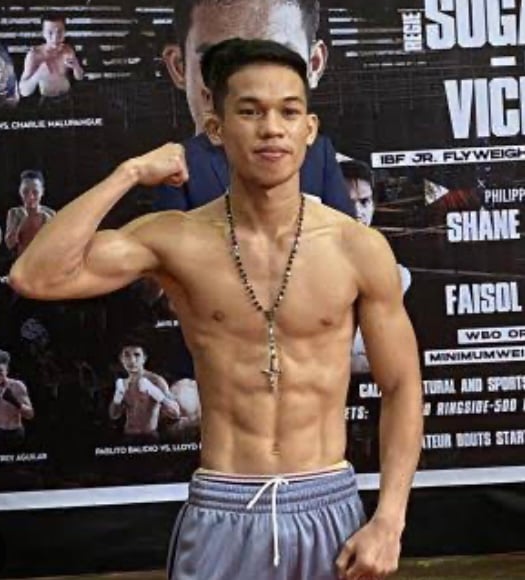 Bohol boxer staying sharp