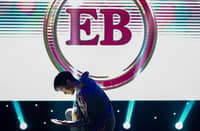 (Photo from Alden Richards IG)