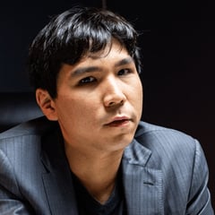 So rips Uzbek foe, nears third place