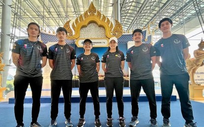 TEAM PHILIPPINES. A group photo of squash players (L-R) Robert Andrew Garcia, Mel John Arebado, Yvonne Alyssa Dalida, Jemyca Aribado, David William Peliño and Reymark Begornia upon arrival in Bangkok, Thailand on April 27, 2023. They will compete in the 83rd Chiengmai Jumbo Doubles Cup. (Contributed photo)