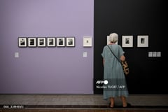Top French photo fest shows unseen work by US legend Saul Leiter