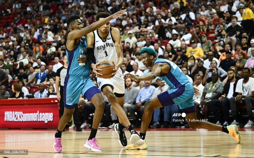 Wembanyama a winner in NBA Summer League debut for Spurs