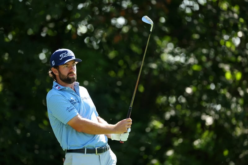 Young seizes 2-stroke lead at John Deere