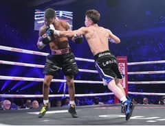 Noaya Inoue flashes his vicious form against American counterpart Stephen Fulton. (Photo from Top Rank)