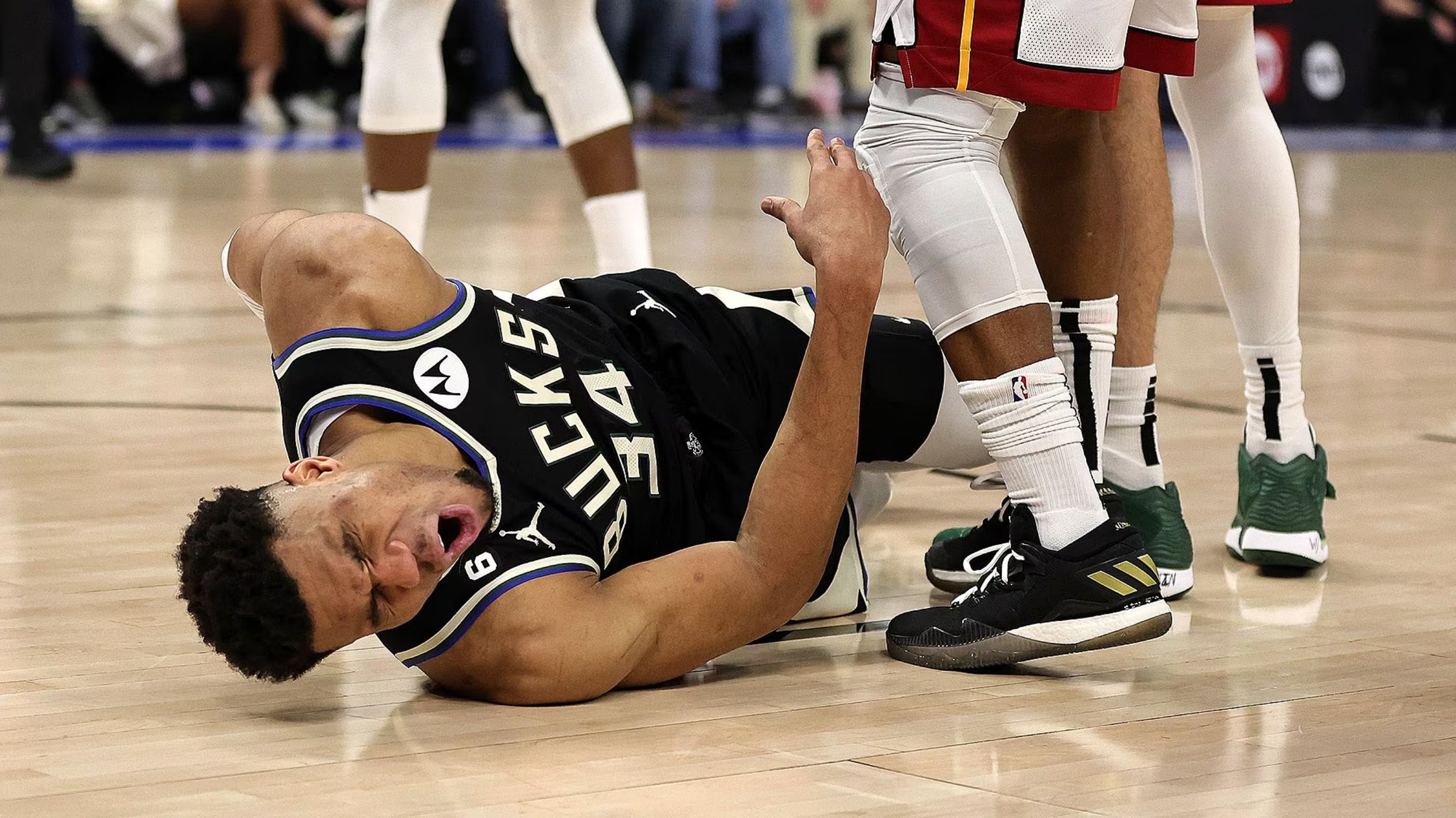 Giannis undergoes surgery, FIBA World Cup in doubt