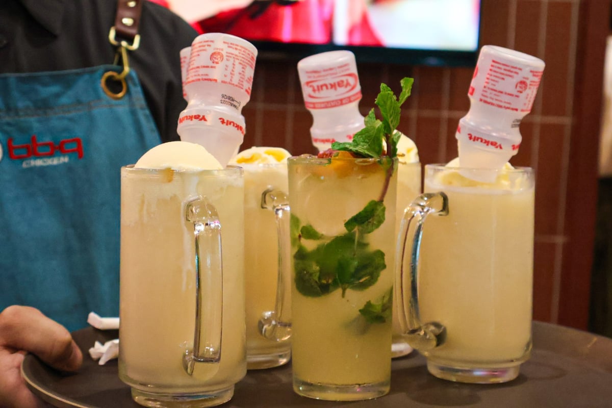 Ice Cream Float (with Yakult).