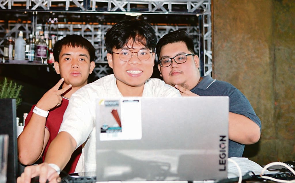 Gio dela Piedra, Joseph Solangon and Kenneth Tabornal.