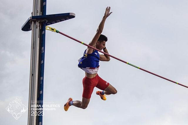 Obiena captures podium finish in Monaco