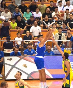 Italy tops Brazil, 93-87