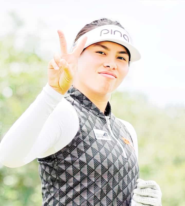 Time away from golf, according to Pauline del Rosario, is during the off-season which she spends with family back in the Philippines. |Photographs courtesy of Pauline Del Rosario/ig