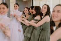 Lovi Poe with her bridesmaids. Photo @lovipoe/Instagram