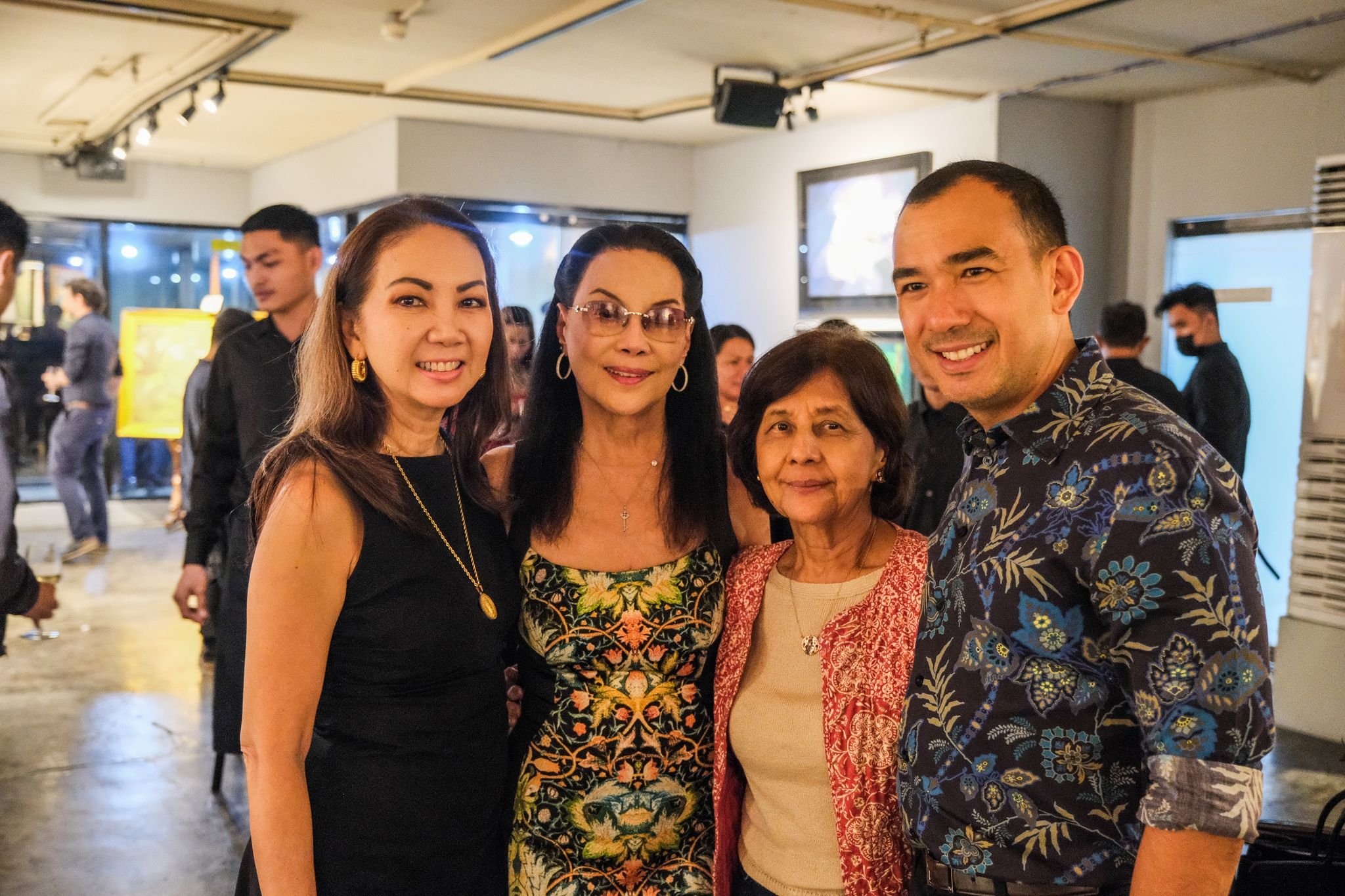 Anna Sobrepeña, Vicky Zubiri, Entang Carballo, Jaime Ponce de León