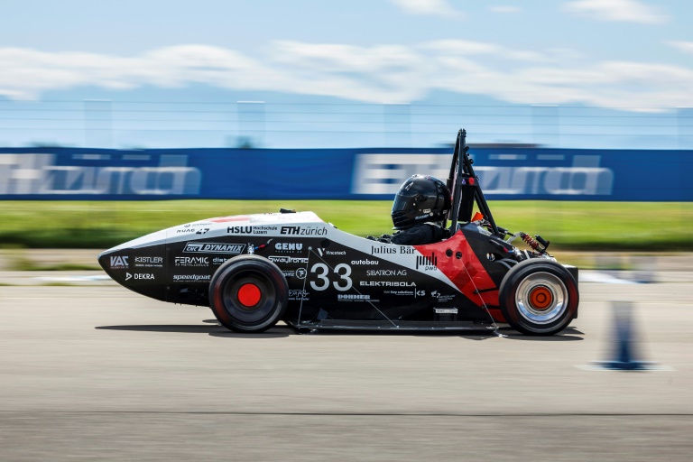 Swiss students break world record for electric car acceleration