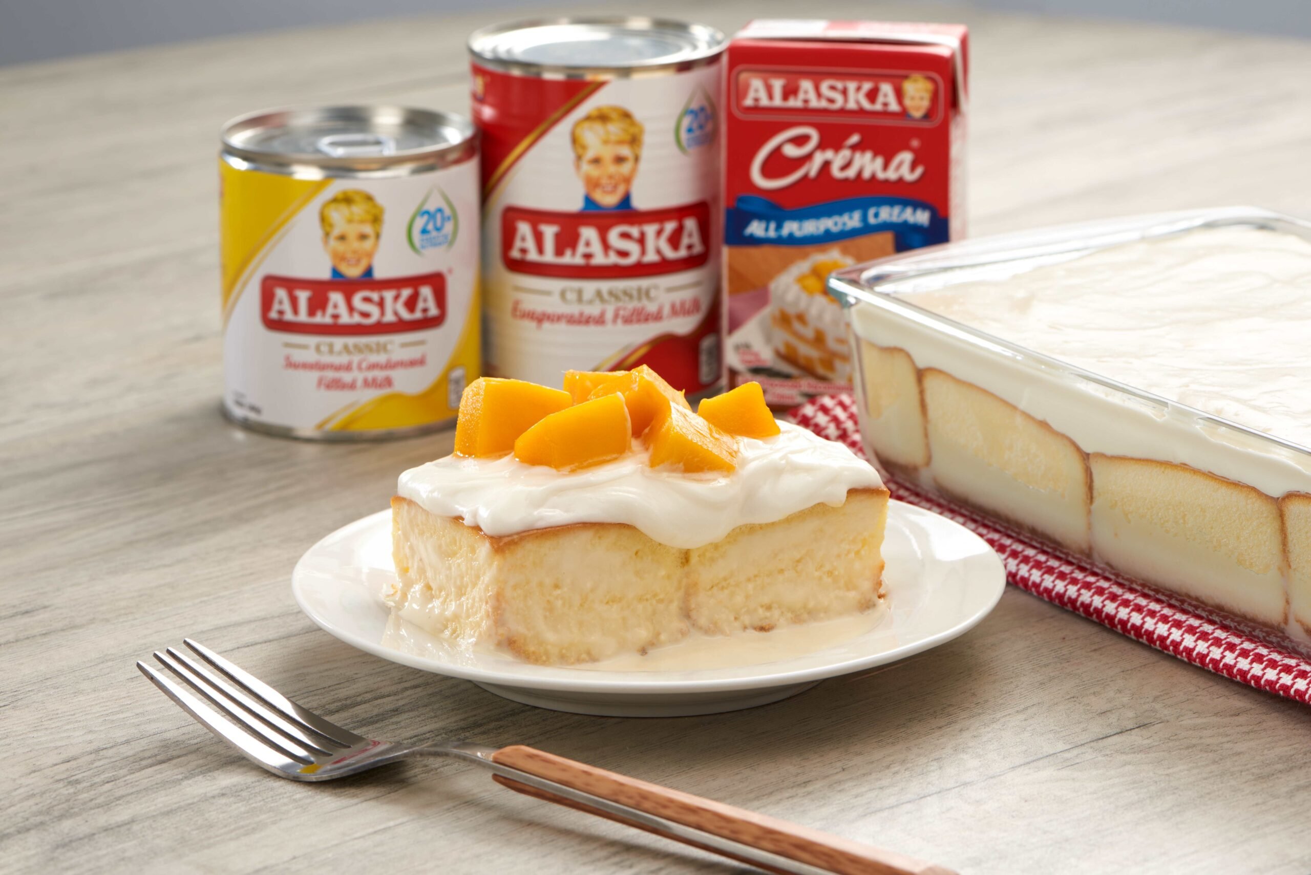 No-Bake Creamy<br />Tres Leches cake.