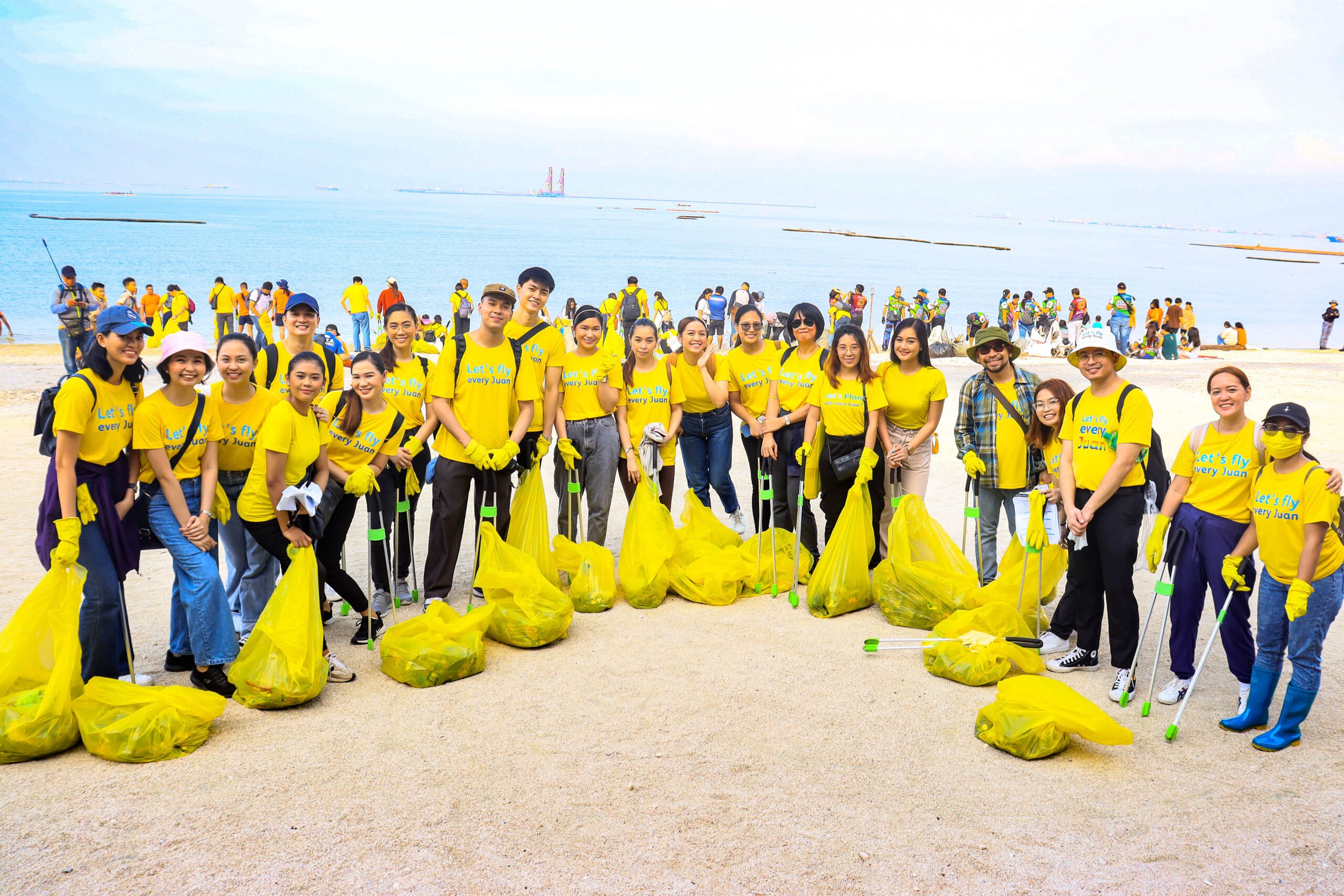 Cebu Pacific joins 2023 International Coastal Cleanup drive