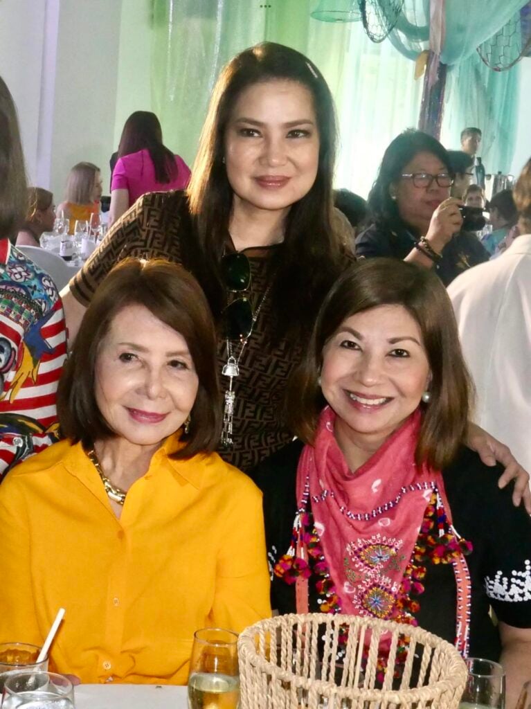 Consul Helen Ong, Joanne Rae Ramirez and Yoli Ayson.