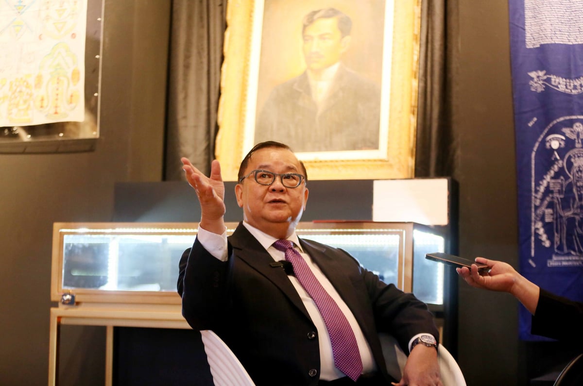 A history of storytelling through art collections