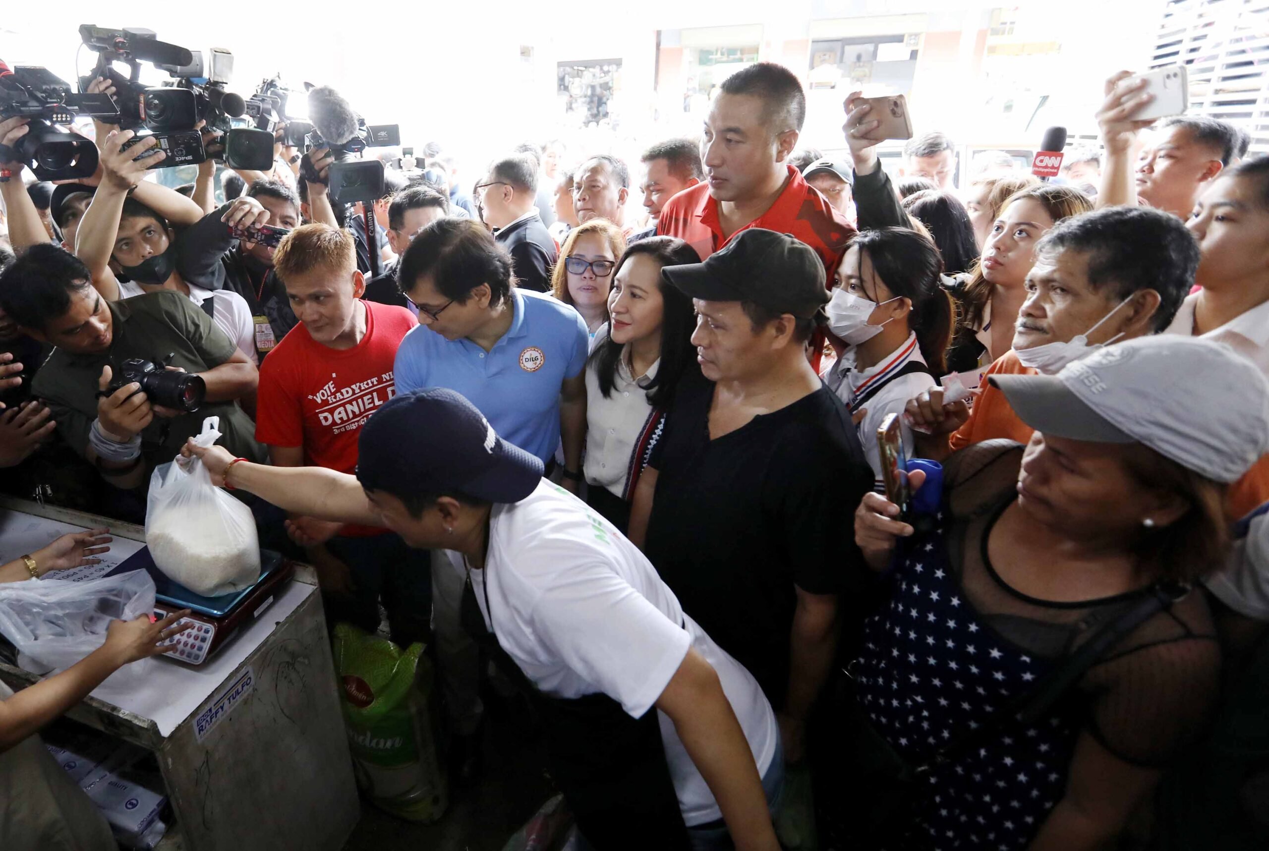 Cartel manipulating rice price hikes — Abalos