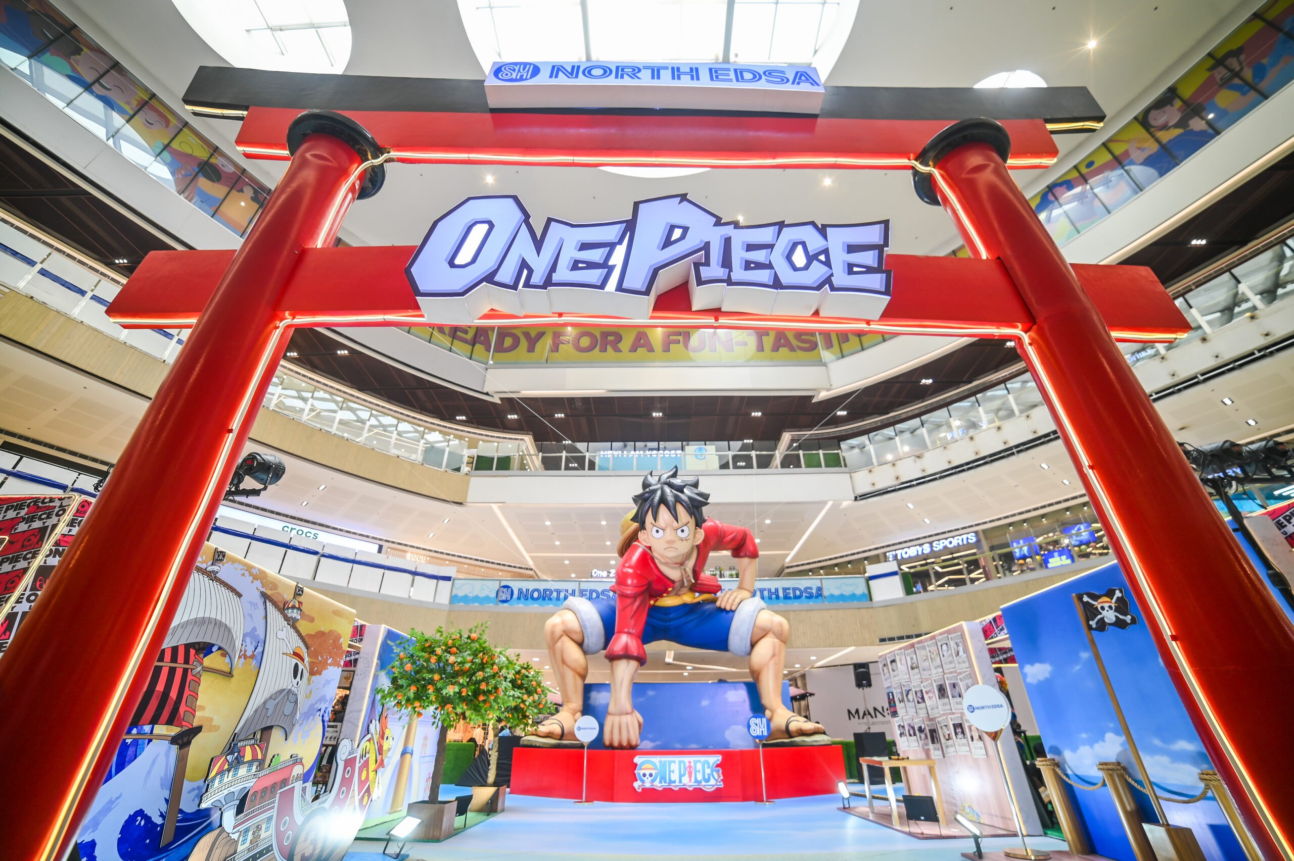 21-ft tall straw hat Luffy sets sail to SM North EDSA for Animezing North 2023