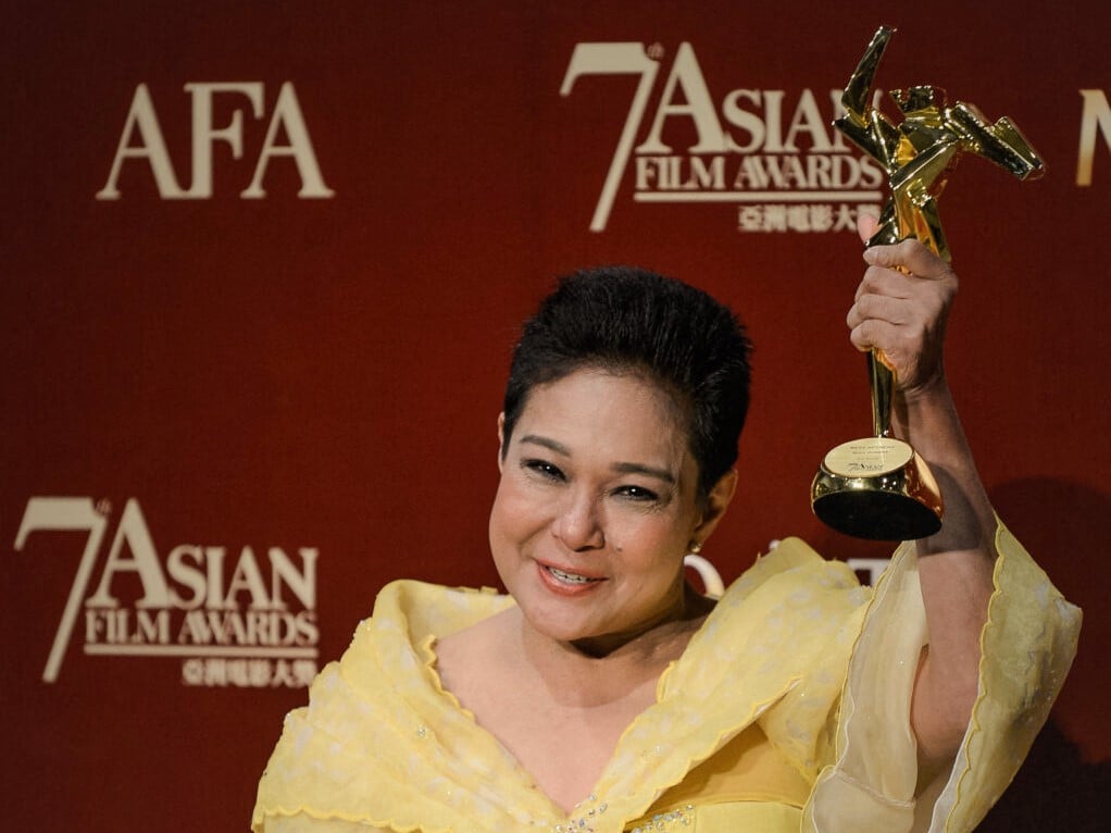 Celebrities honor National Artist, 'Superstar' Nora Aunor