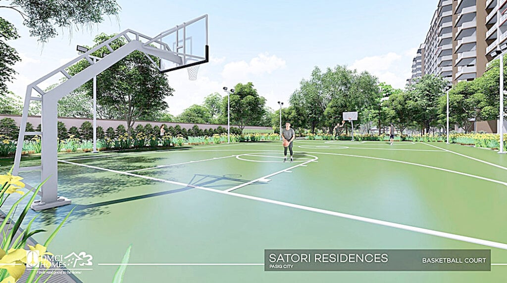 BASKETBALL court