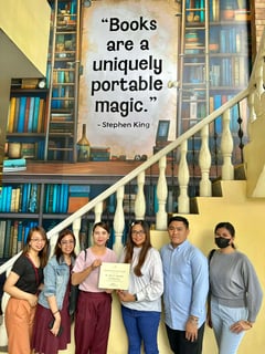 Mall holds book drive for Taguig elementary school