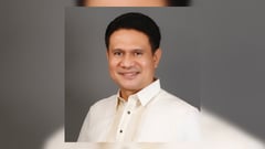 Tabuk mayor bows to suspension order