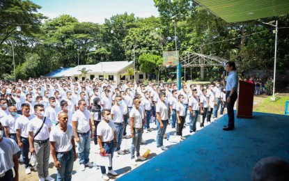 Former MNLF, MILF fighters undergo police training