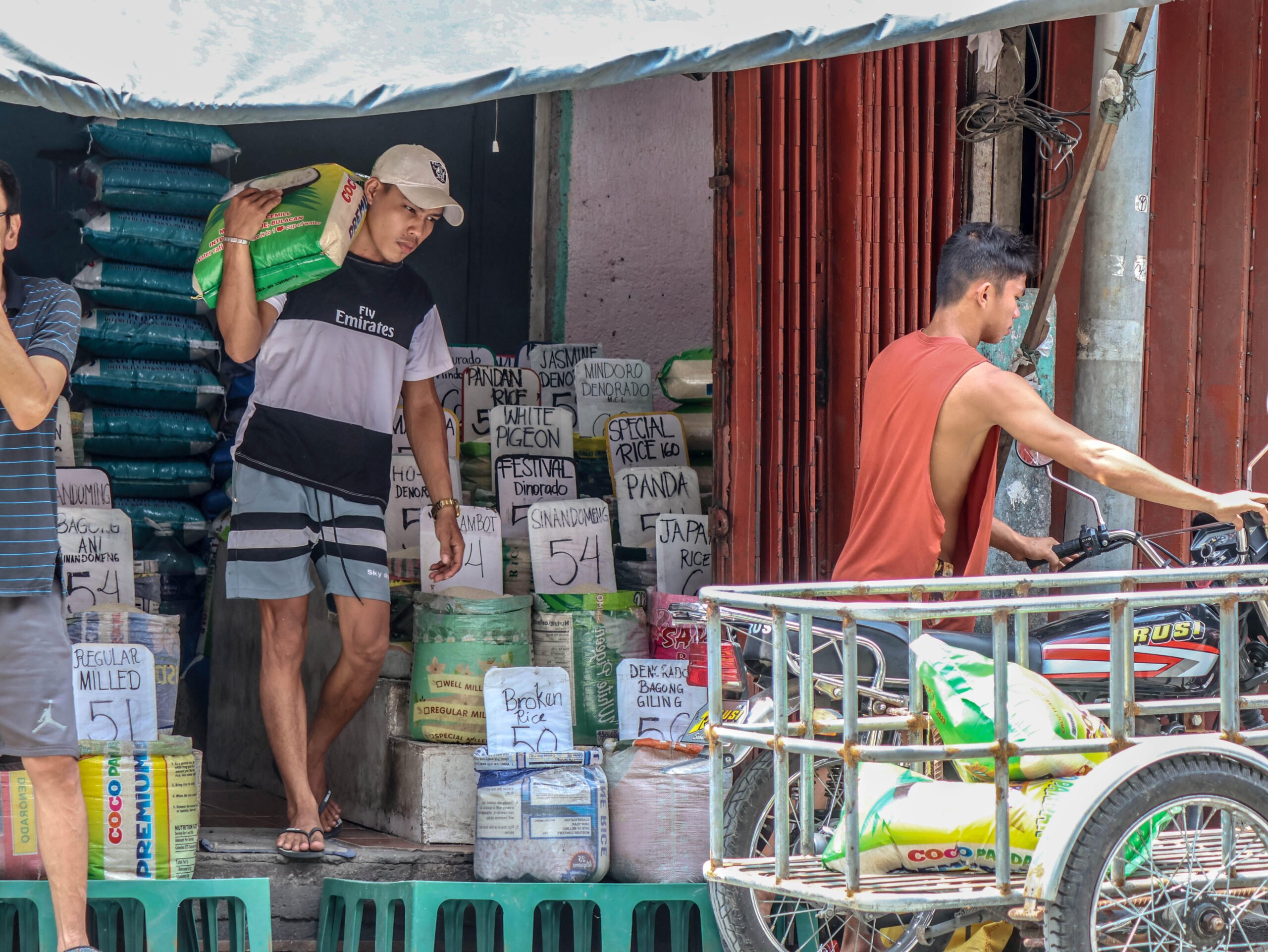 Rice price cap stays — Farmers want Diokno out over tariff proposal