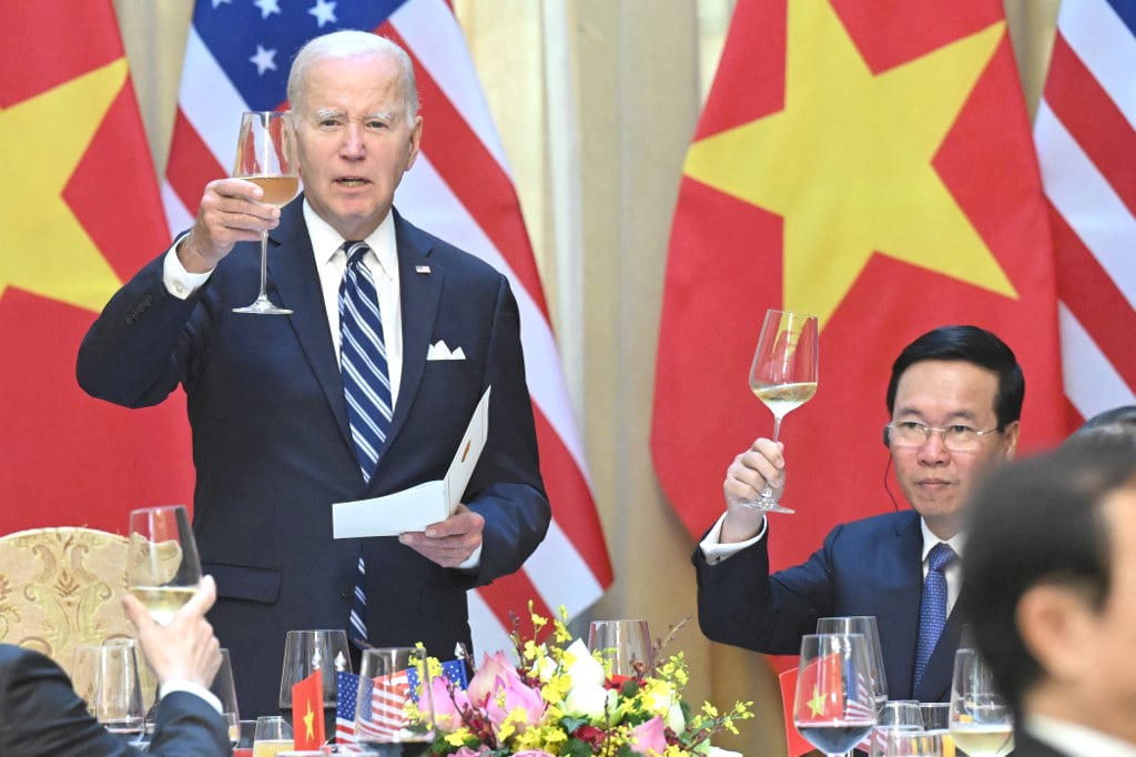 Biden leads U.S. tech push