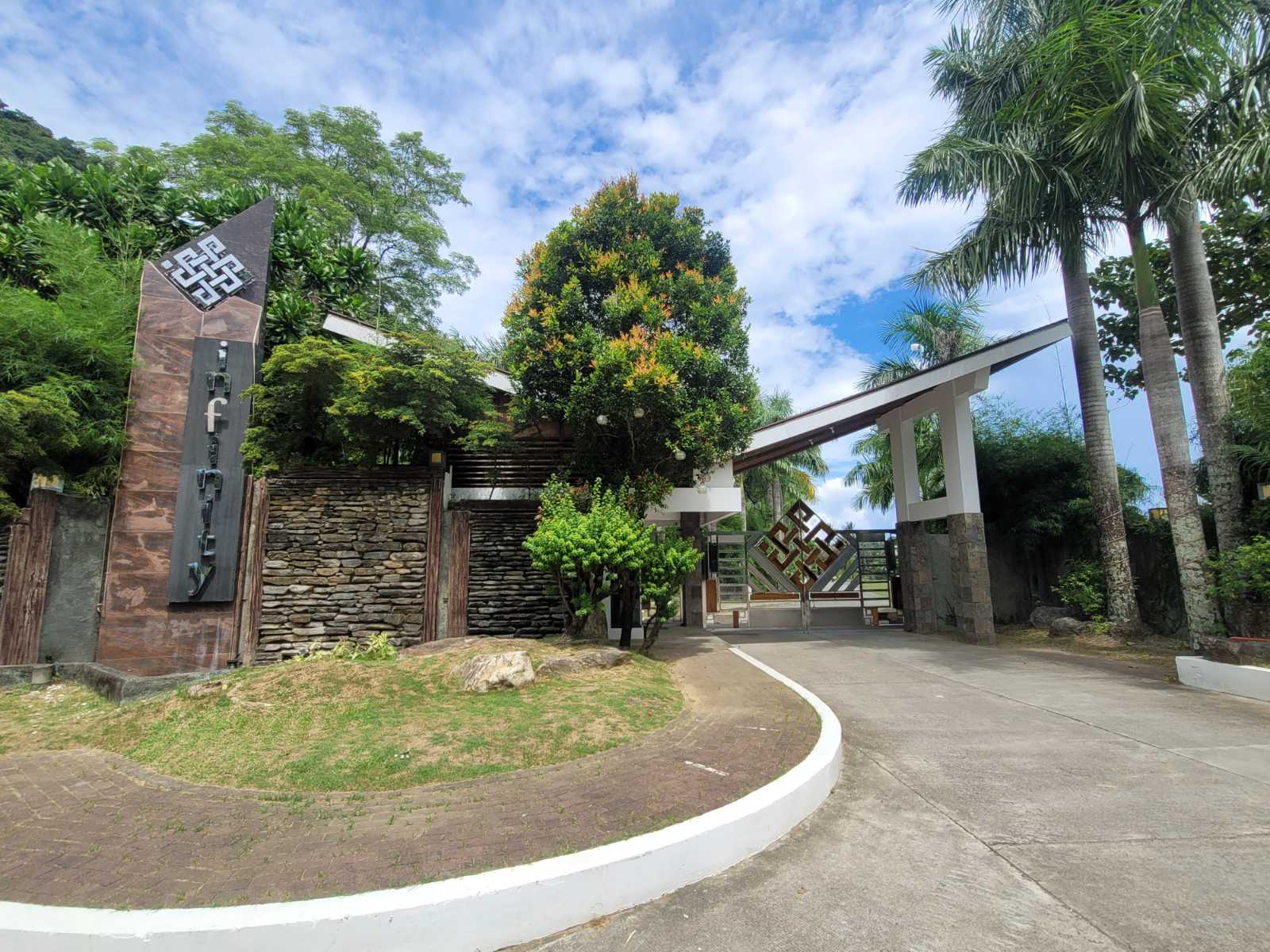 Puerto Galera’s luxury retreat beckons with new farm-to-table initiative