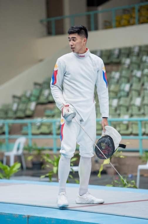 Depleted fencers keep hopes high