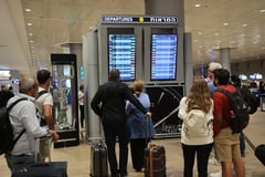 Major airlines cancel dozens of flights to Tel Aviv