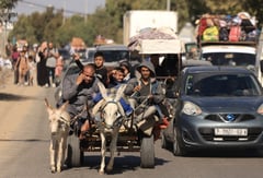 Thousands flee north Gaza after Israel evacuation warning