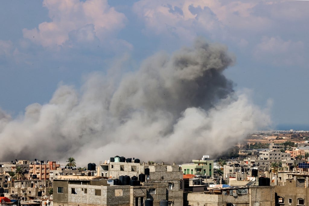 200 killed in Israeli strikes on Gaza hospital complex: Hamas ministry