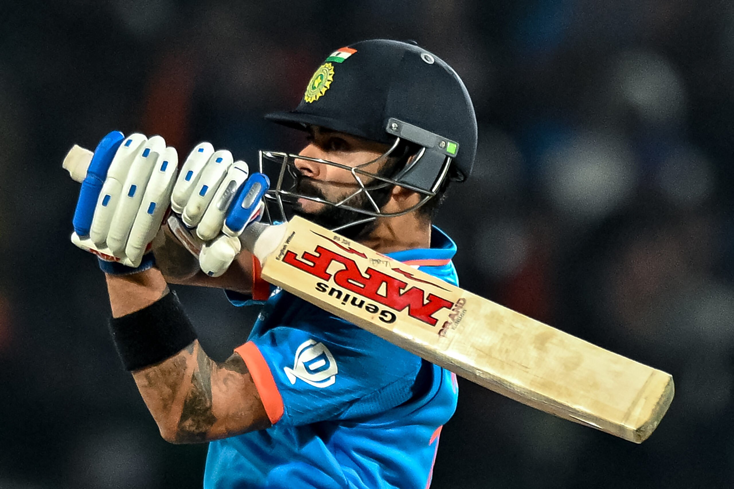 Kohli hits 95 as unbeaten India down New Zealand at World Cup